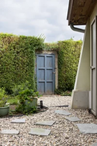 Zachte lijnen, slimme opbouw: deze tuin is helemaal klaar voor elk seizoen.